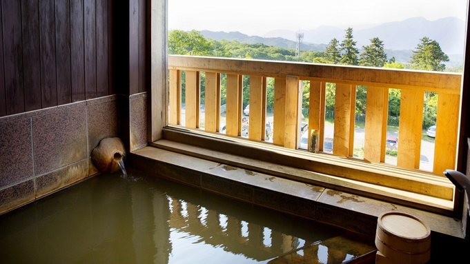 【至福の贅沢　お部屋で源泉かけ流し】別館「鶴の居」★黄金の湯100％風呂付客室プラン